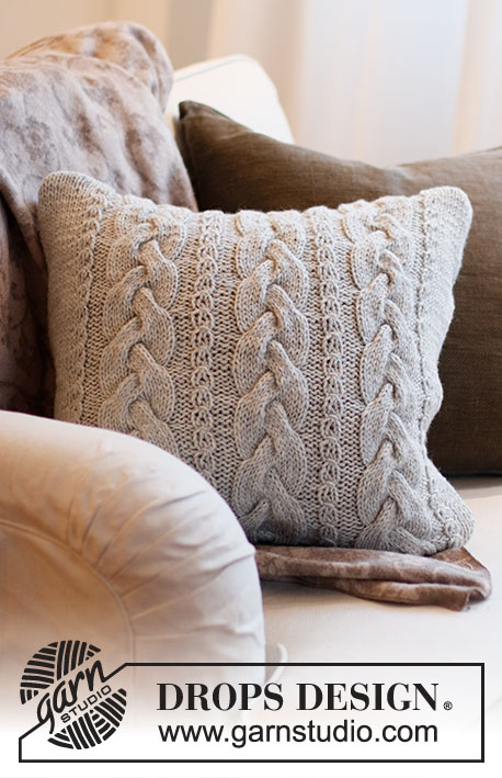 Columns of Valhalla Pillow (Oppskrift) - Bilde 2