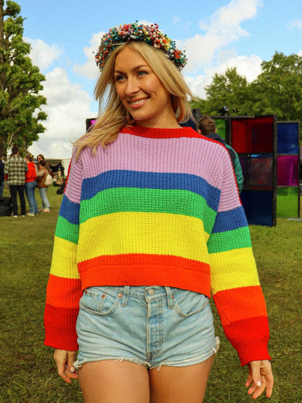 Cropped CHARLI genser