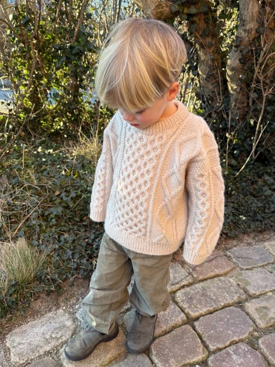 Dagmar Sweater Junior (Oppskrift)