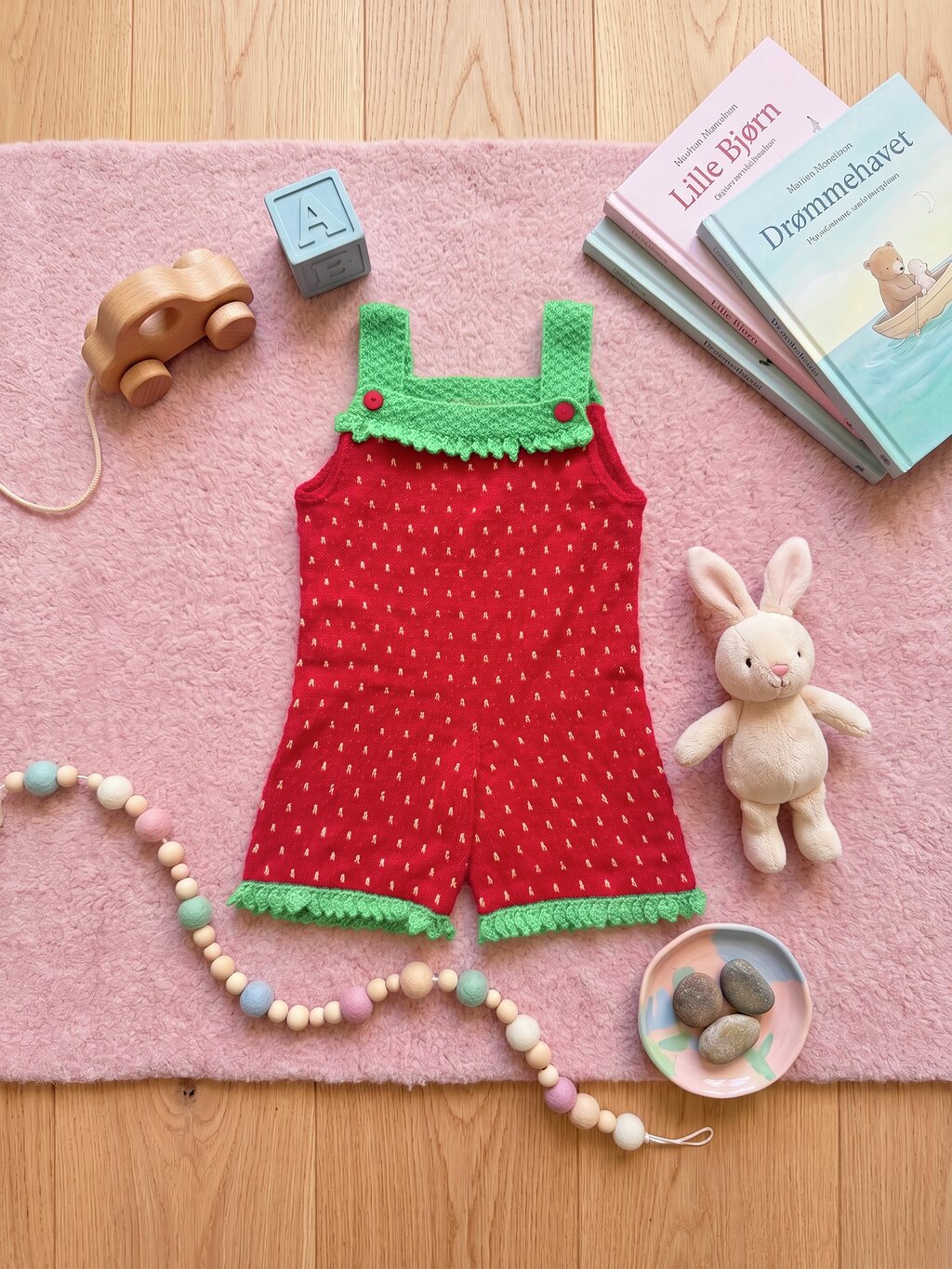 STRAWBERRY kort bukse